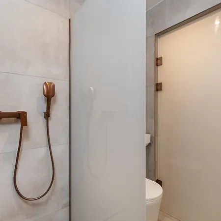 Volare Balice ホテル Cholerzyn